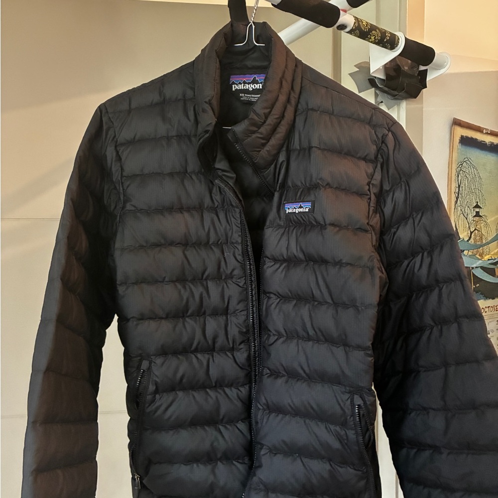 Patagonia Men’s Black Down Sweater Jacket XS